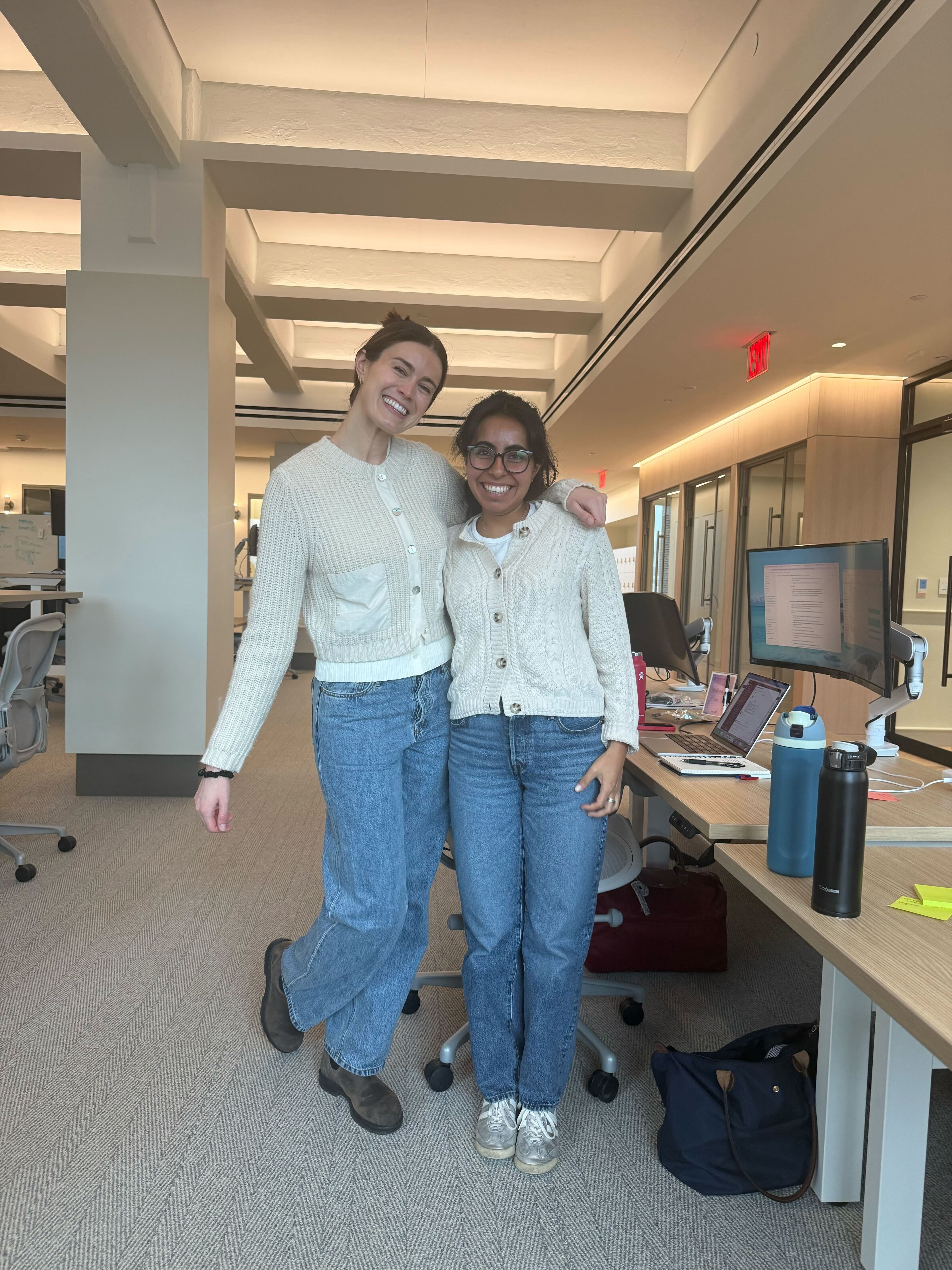 Who doesn't love an accidental outfit match!